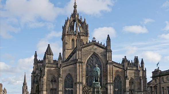 St-Giles-Cathedral-Edinburgh-Spotlight.jpg