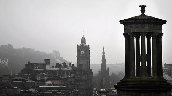 Free-Ghost-Tour-Edinburgh-Spotlight.jpg