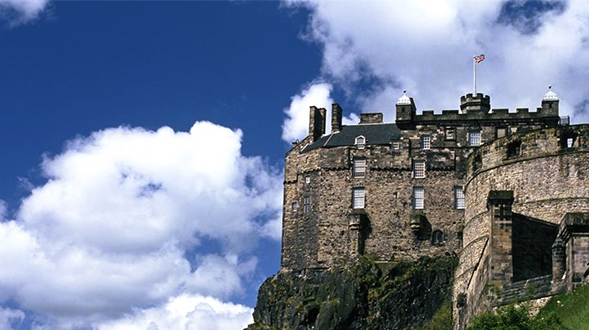 edinburgh-castle-spotlight.jpg