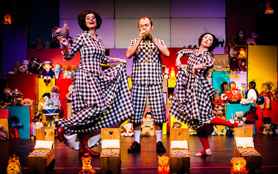 Performance at the Edinburgh International Children's Festival